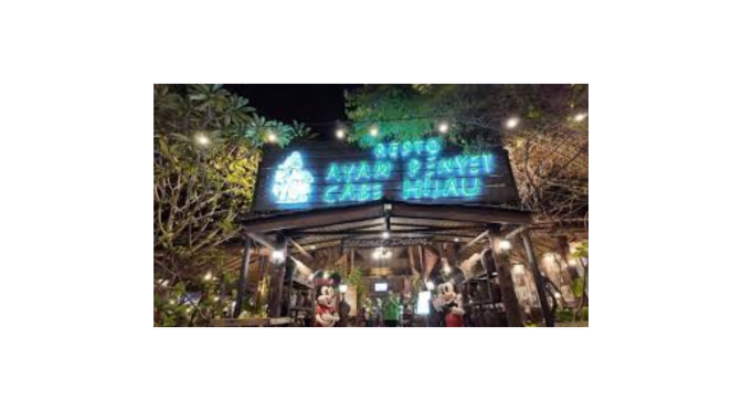 Resto Ayam Penyet Cabe Hijau